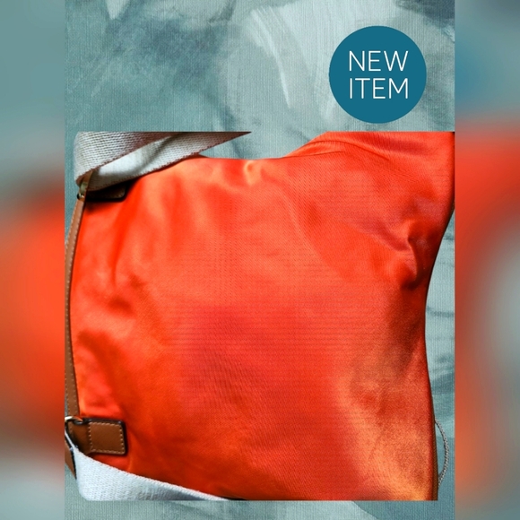 MICHAEL KORS CROSSBODY BAG W/ CANVAS STRAP NO CALLOUTS 🍊EUC - Picture 3 of 9